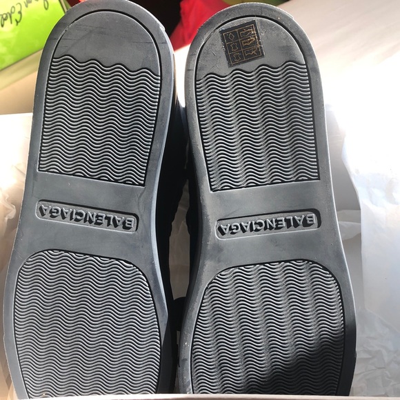 Balenciaga Arena Sneaker - Picture 5 of 8